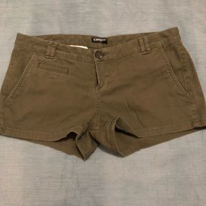 Army green express shorts